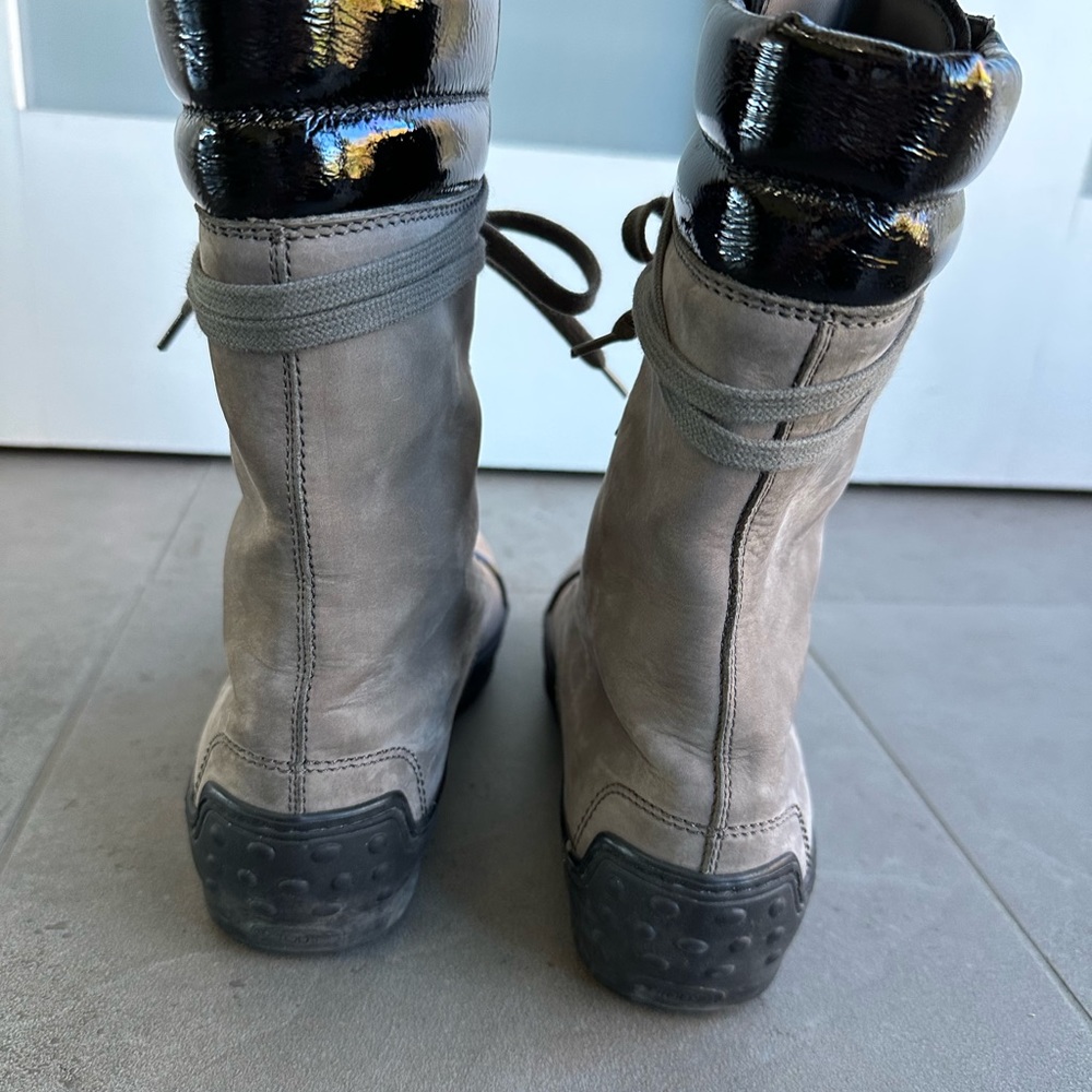 Tod’s Boots - Picture 5 of 6